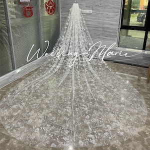 Sparkling Illusion Veil With Floral - Single Layer Comb Bridal Veil for a Dreamy, Ethereal Look