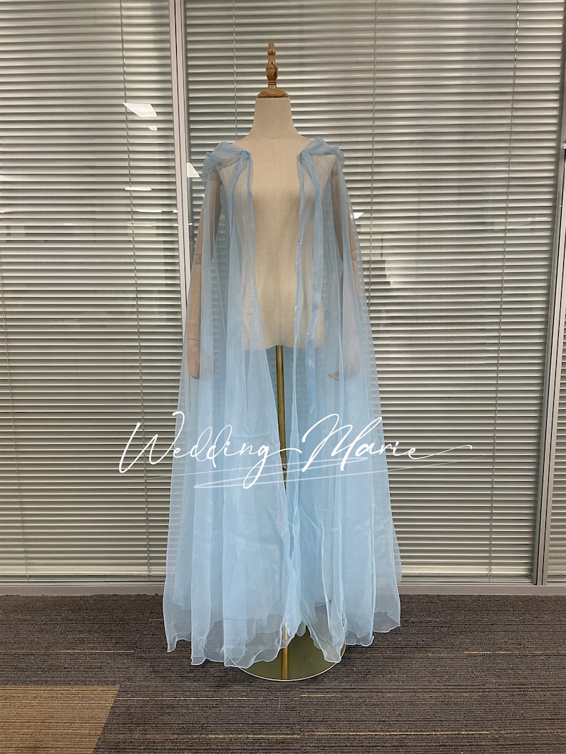 Capa con capucha de organza azul claro: Capa de vestido de novia de hadas imagen 6
