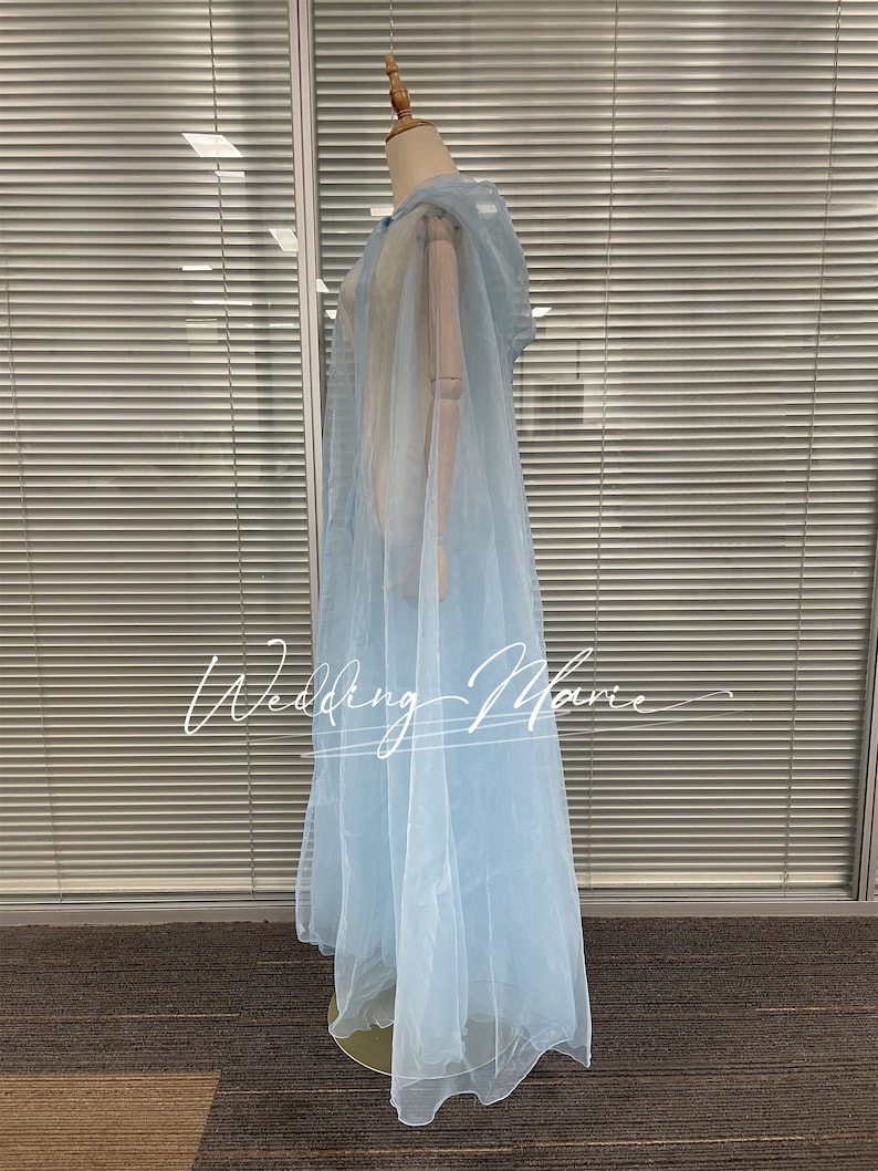 Capa con capucha de organza azul claro: Capa de vestido de novia de hadas imagen 5