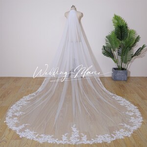 Simple Floral Lace Veil, Elegant Wedding Veil With Comb, Cathedral Veil, Single Layer Veil, Wild Floral Veil, Lace Trim Veil, Custom Veil