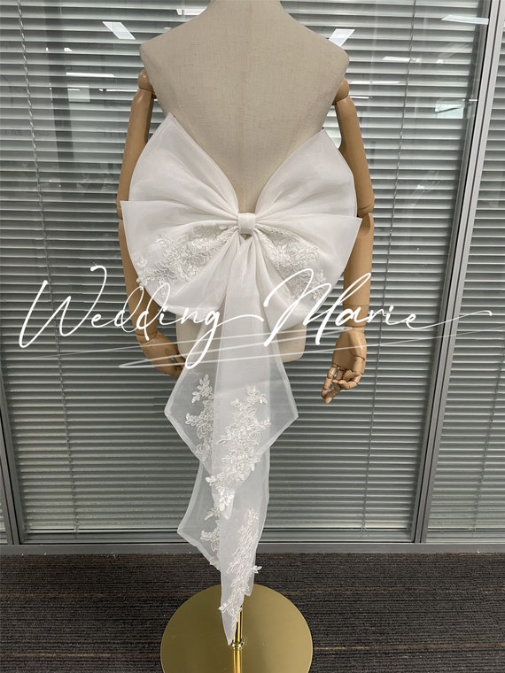 Wedding dress top back accessories