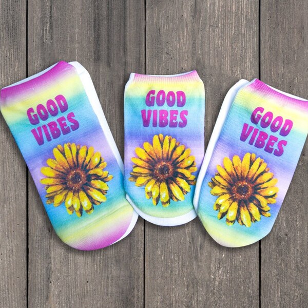 Good Vibes No-Show Socks