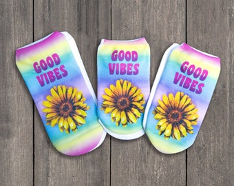 Good Vibes No-Show Socks