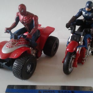 SPIDERMAN VEHICLES, 4 Wheel ATV, Motorcycle and Spider-Man & Captain America figures