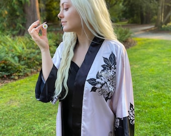 Chrysanthemum Black Floral Silk Kimono Robe for Women, Mauve Color Flower Print Soft Silk, Kimono Robes for Bridesmaids, Luxury Gift for Her
