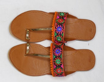 kolhapuri chappal under 500
