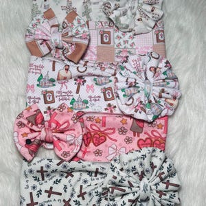 Easter headwrap |messy headwrap | headwraps for babies | Easter bows  | baby headwrap | bows for babies | he is risen bows | bows for church