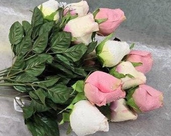 Pink and White Flower Bouquet – Valentine’s Day - Faux Flower Rose Bouquet with Fake Water Droplets – Decorative Floral Arrangement