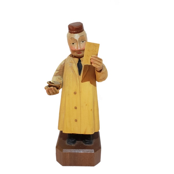 Wooden Pharmacist Figurine Carved from Wood - Apothecary - Pharmacist - Pharmacy - Science - Figurine - Collectibles - Gift for Medical