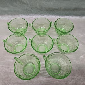 Glowing Set of 8 Vintage Uranium Glass Cups with Handle – Glow in Black Light Uranium Glass Cups
