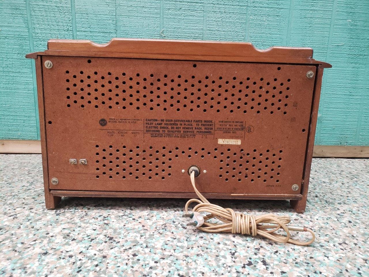 RCA RLC62L Maple Solid State Dual Speaker AM FM Radio - Etsy RCA RLC62L Maple Solid State Dual Speaker AM FM Radio - Etsy