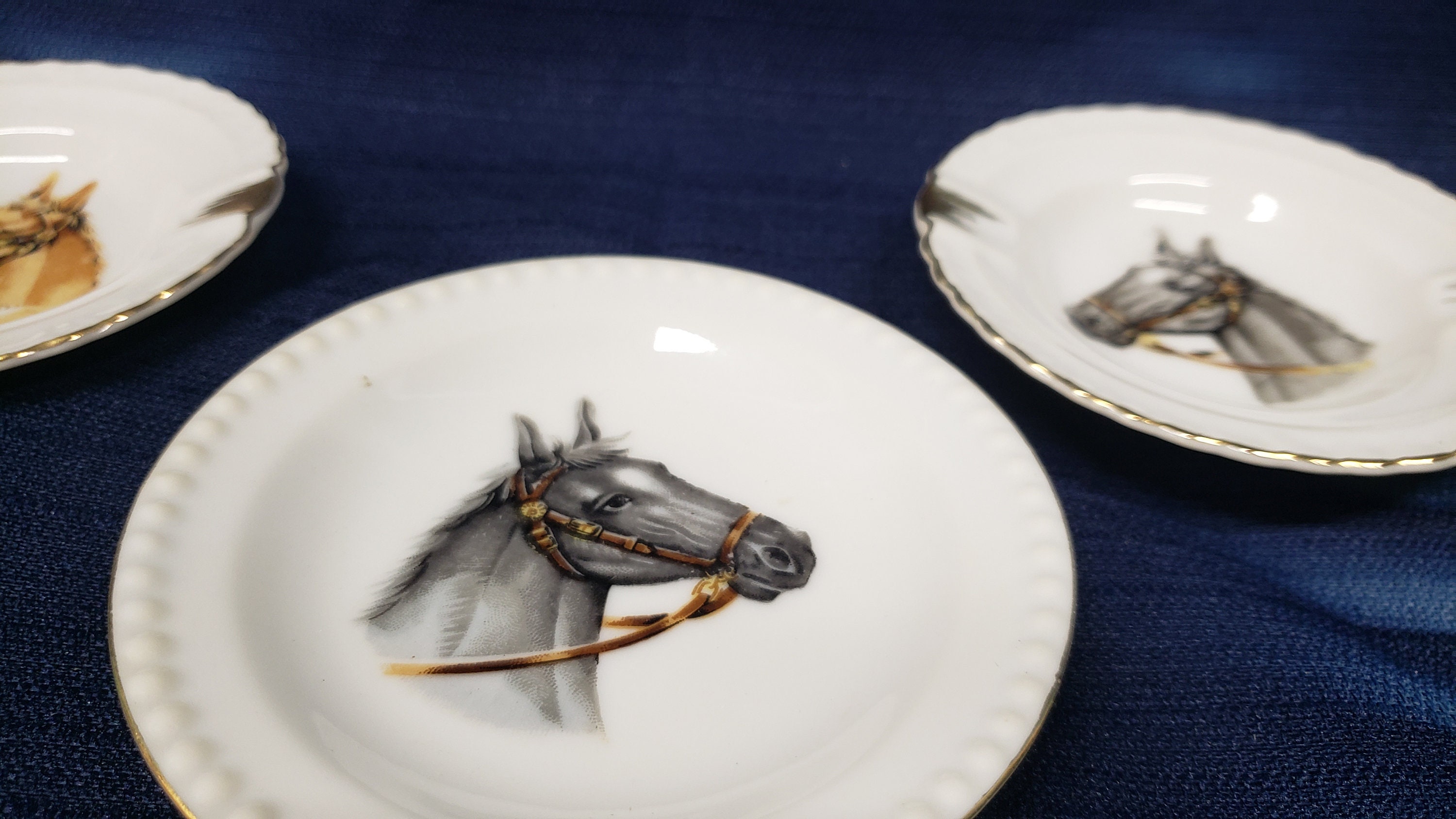 コレクター向け馬のプレート - 3枚セット - 日本製 - Etsy 日本