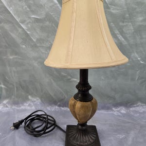 Boho Farmhouse Rustic Chic Table Lamp with Earthy Tones - Working Condition