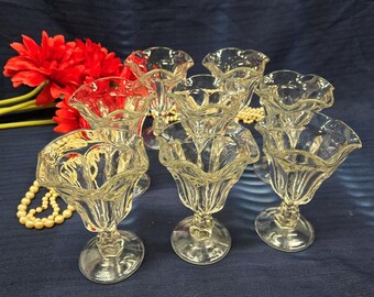 Clear Glass Dessert Cups Set of 8 – Collectible Glass Dessert Cups – Ice Cream Sundae Cups with Stems