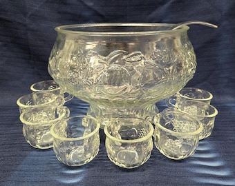 Jeanette Glass Company Clear Punch Bowl – 18 Piece Crystal Fruit Punch Set – 1 8.5 Quart Bowl, 8 Cups, 8 Cup Hooks, 1 Ladle
