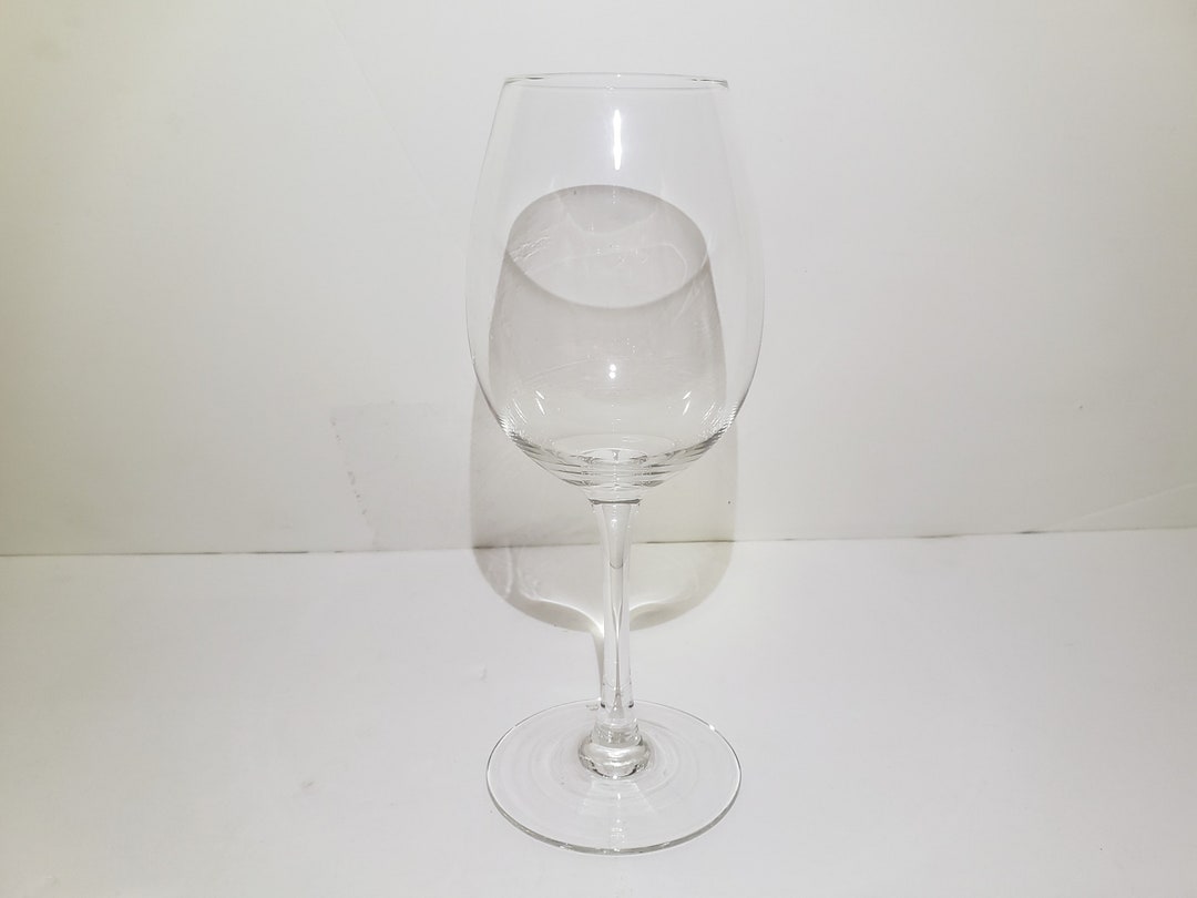 12 Glass Set of Palm Restaurant Catering Wine Glasses Long Stemmed Wine