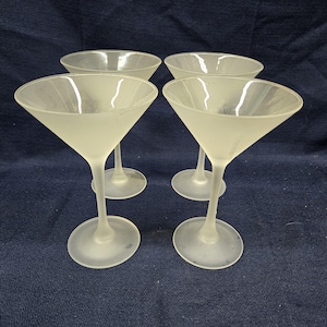 Finlandia Set of 4 Frosted Martini Glasses - Vintage Frosted Glasses - Frosted White Cocktail Glasses with Wide Rim