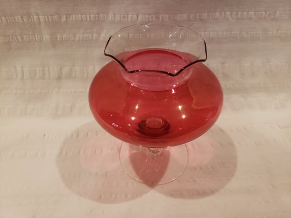 赤いフリルの花瓶：半透明のガラス製キャンディ皿 - Etsy 日本