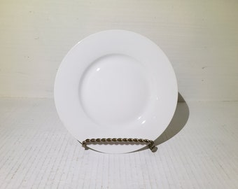 The Palm Restaurant Catering White Dinner and Salad Plates in