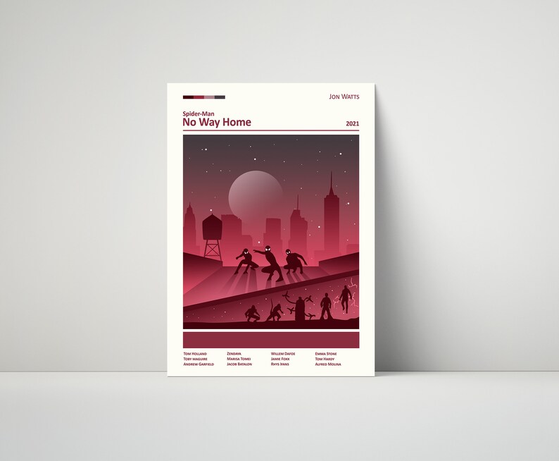 Op de afbeelding: Een minimalistische rode en zwarte poster voor de film Spider-Man: No Way Home. De poster toont een silhouet van Spider-Man en andere personages tegen een stadsachtergrond. De titel van de film staat in witte tekst bovenaan de poster. De poster bevat ook de naam van de regisseur, Jon Watts, en het jaar van uitgave, 2021.