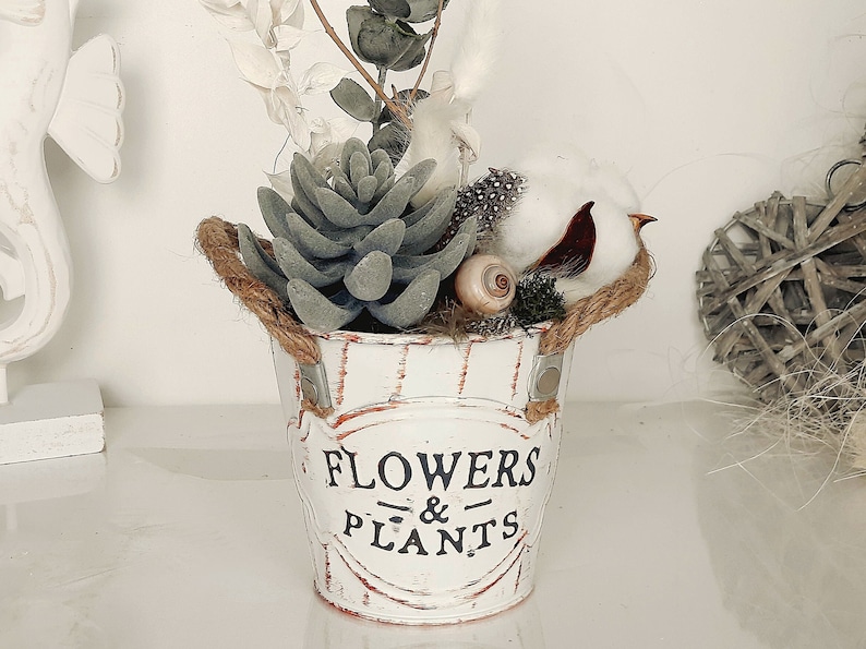 Deko Sommergesteck 'Flowers & Plants' im Vintage-Topf Bild 1