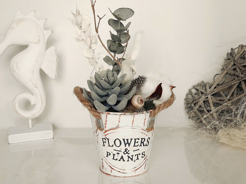 Deko Sommergesteck 'Flowers & Plants' im Vintage-Topf Bild 2