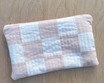 blush checkered quilted zipper pouch | makeup bag | coin purse | zipper pouch | checkered | quilted bag | travel pouch | blush pink bag