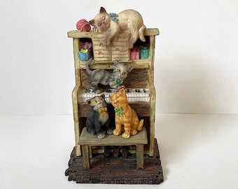 San Francisco Cat's Birthday Whimsical Music Box Vintage