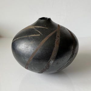 Vintage ARTISAN RAKU VESSEL by T.Smith Renowned Canadian Artist Signed