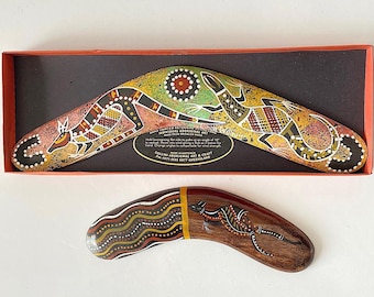 AUSTRALIAN BOOMERANG Hand Painted Aboriginal Art Signed by Linda Williams
