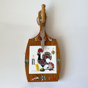 Portuguese GOOD LUCK ROOSTER Tile and Wood Cutting Board with Knife Vintage