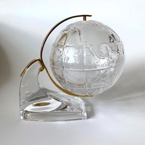 Vintage CRYSTAL WORLD GLOBE on Stand by Crystal Clear Germany