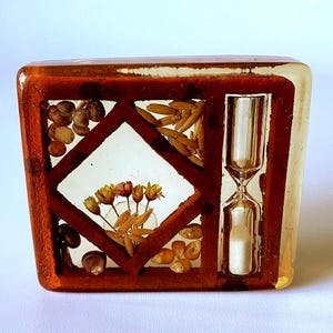 Vintage 1970 Lucite Egg Timer-Hourglass: Retro Kitsch Kitchen Decor, MCM