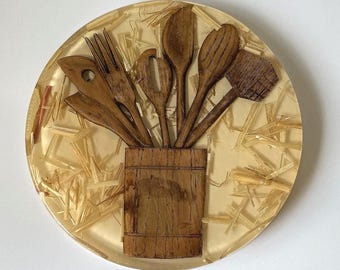 Vintage Lucite Kitchen Trivet: Embedded Wooden Decor, Round