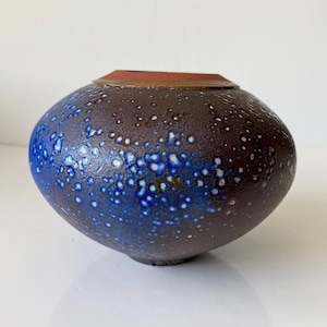 Vintage Artisan RAKU POTTERY Vessel by Renowned Artist T.Smith Signed OOAK