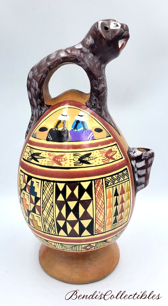 Vintage Cusco Peru Clay Vessel. Peruvian Art Pottery. Inca