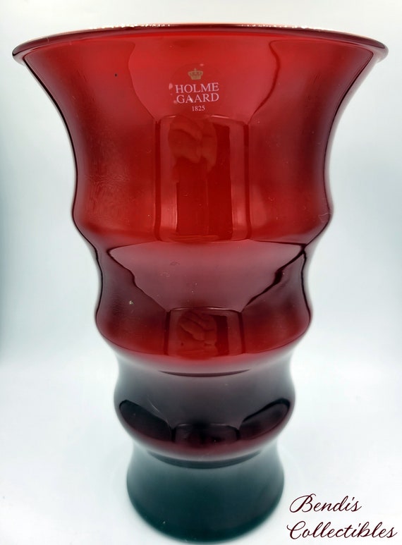 ホルムガード HOLMEGAARD Karen Blixen 花瓶 赤 Signed Holmegaard Karen Blixen Red Glass Vase | Danish Art Glass