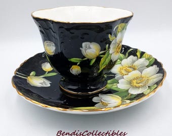 p*e様 ジョリーフルール　TeaCup　クラシカルフラワー　ブラック　ドレスト Vintage Aynsley Black Magnolia Cup & Saucer – Quatrefoil Fluted