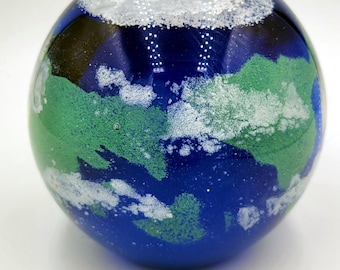 Vintage Dynasty Gallery Art Glass Earth Paperweight: Hand Blown Globe. @BendisCollectibles