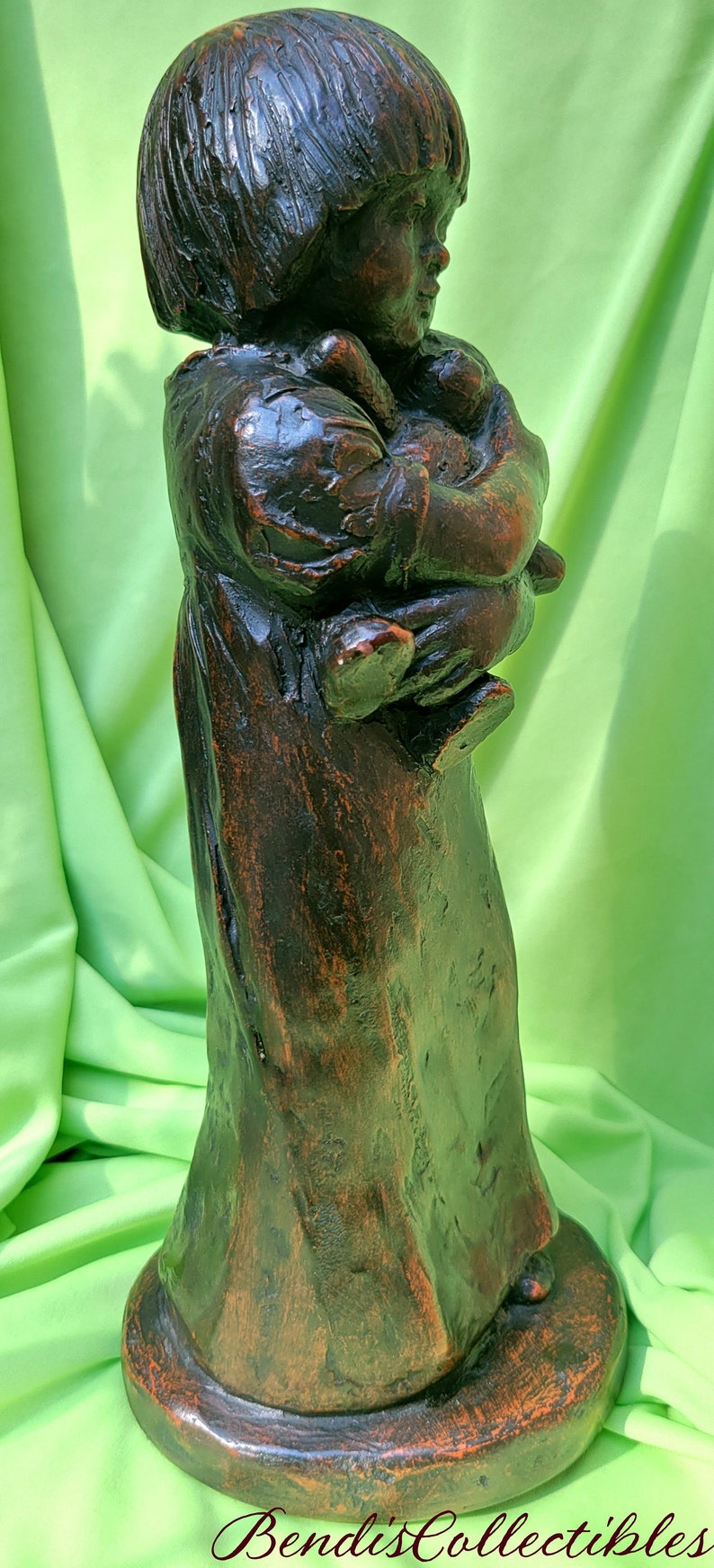 Austin Sculpture Bright Eyes
