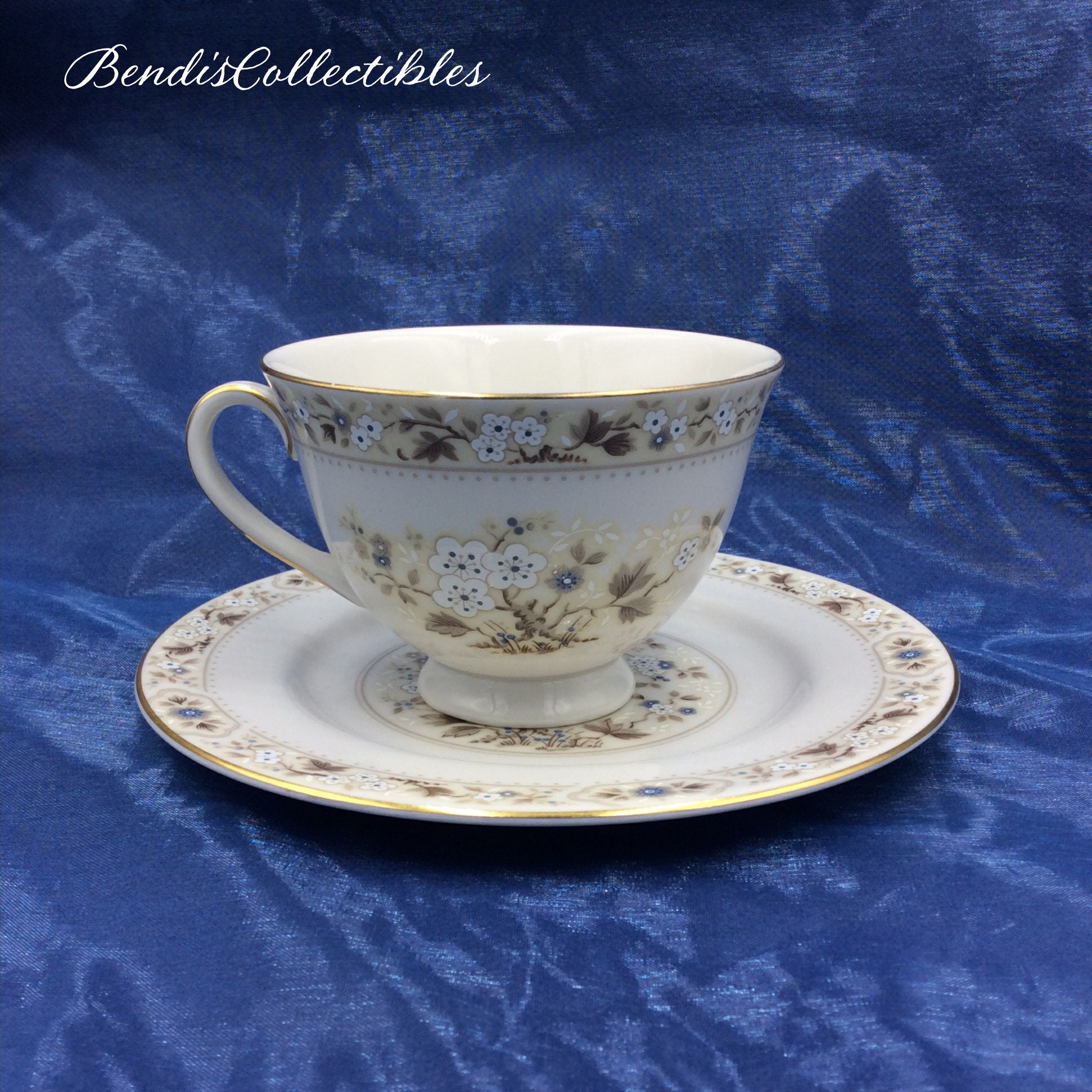 Vintage Royal Doulton mandalay. England. T.C. 1079.bendiscollectibles