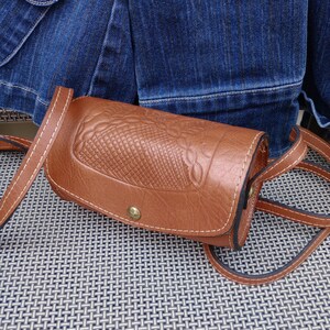 Stamped Leather Crossbody Bag, Barrel Shaped Embossed Tooled Brown Leather Purse with Long Adjustable Buckle Strap - EXCELLENT!