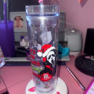scream Xmas tumbler