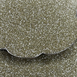 Champagne Gold Metallic Hex Glitter 1/128 .2MM Ultra Fijn 1 oz.