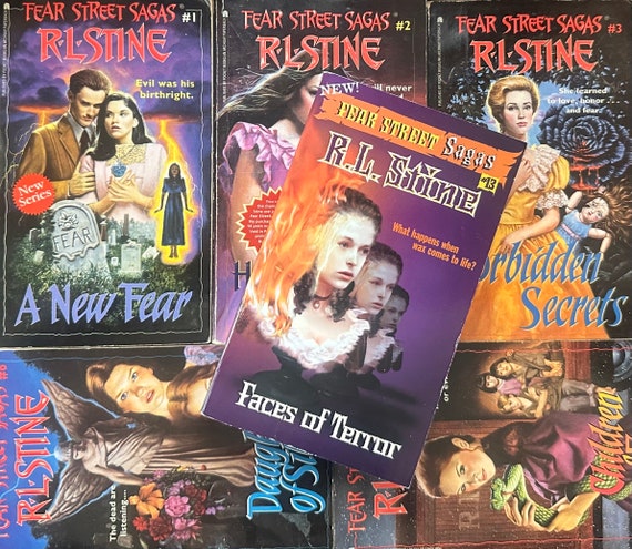 洋書 Lessons in Terror R.L. Stine 1998 Fear Street Lessons in Terror Collectors Edition