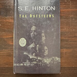 The Outsiders by S.E. Hinton Vintage Speak Penguin Putnam Ex-library ...