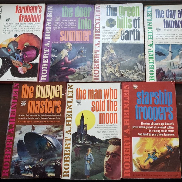 Robert A Heinlein Signet Science Fiction Paperbacks Early Printings Starship Troopers, Farnham's Freehold and Others,  Pick Your Book 1960s