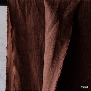 Handvävt tyg av brännässlor: Växtfärgad textil, 120 cm bred, 320 gsm Walnut