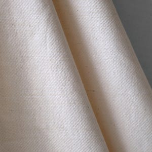 Handwoven Kala Cotton Fabric - 2/2 Twill Weave | 45" Wide | 230 GSM Bild 11