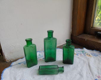 緑色のガラス毒瓶 19世紀 - Etsy 日本